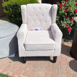 New accent chair