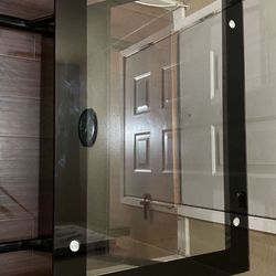 Desk   23”5/8 And 25”3/8