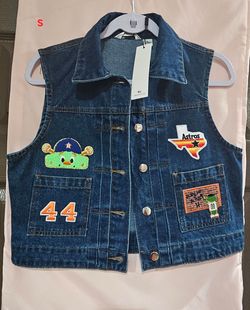 Denim Astros patch wear