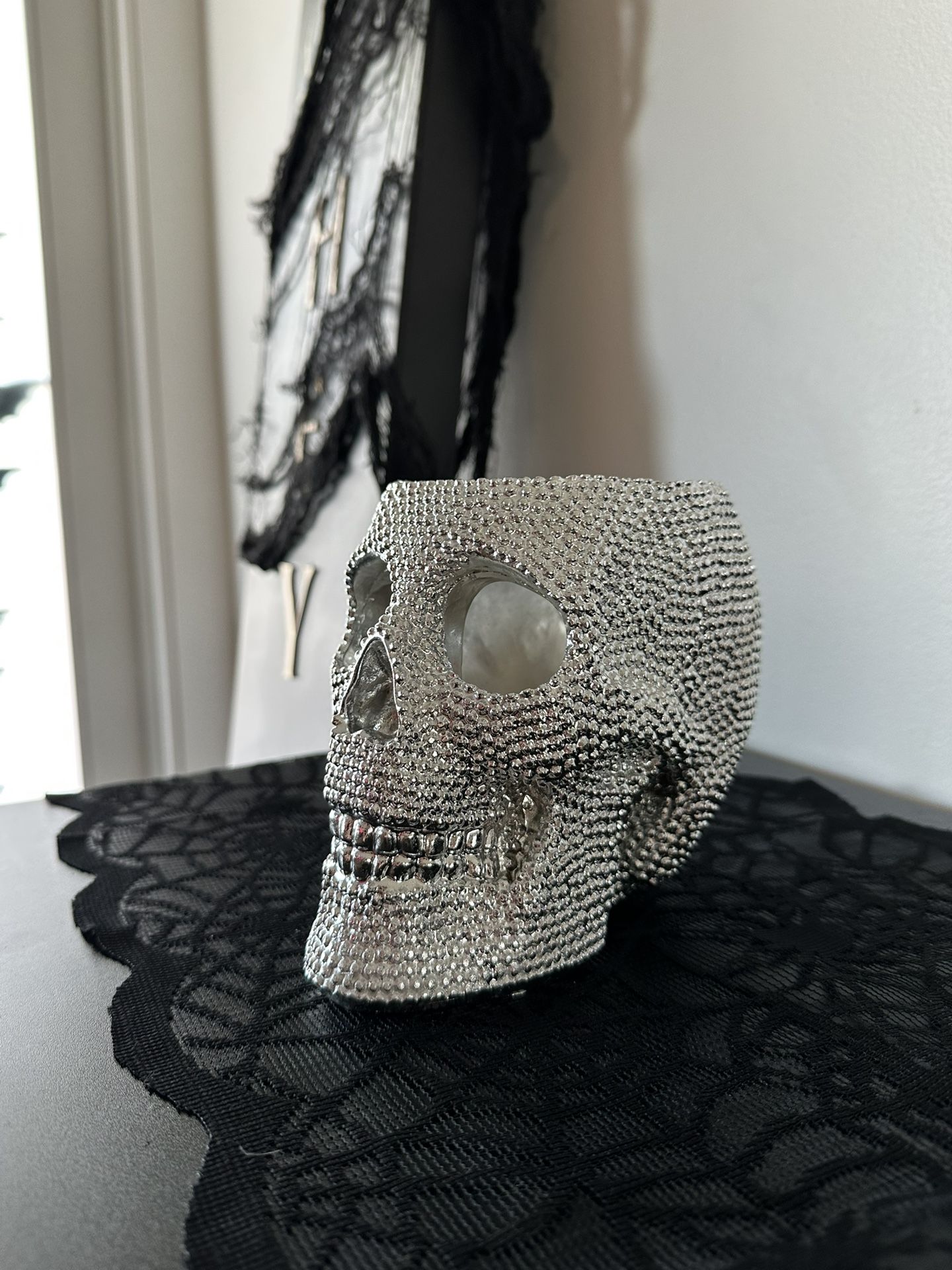 Silver Skull - Halloween