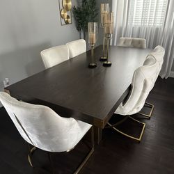 Dining table with 6 chairs