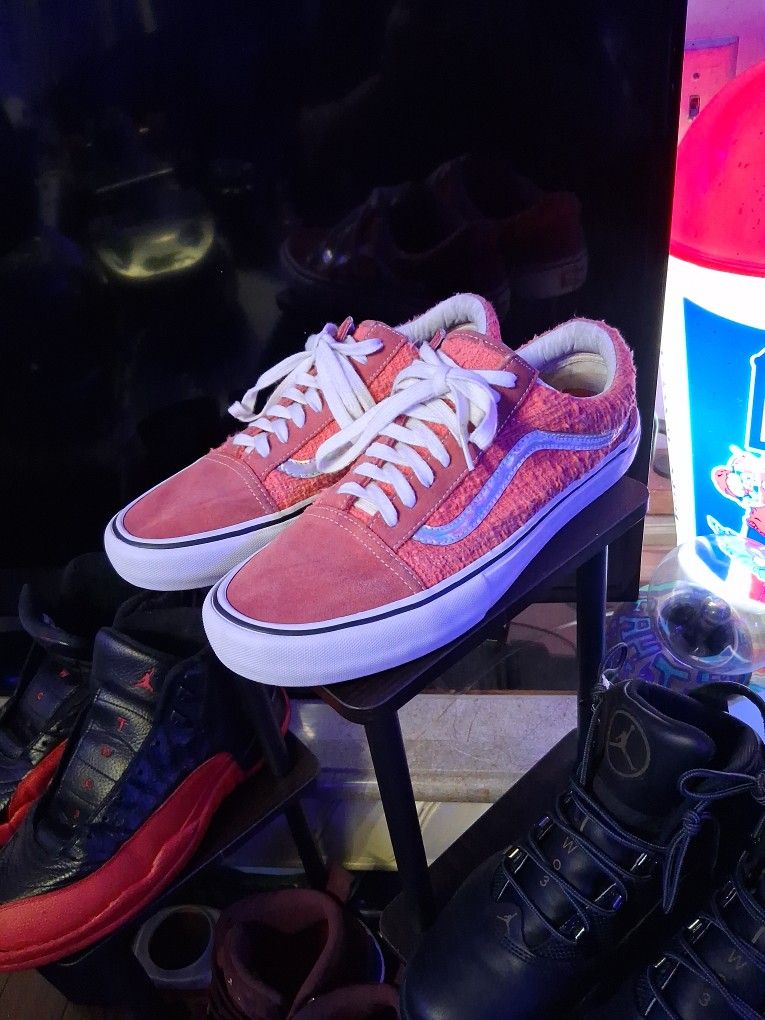 Vans Supreme Collab Iridescent Coral.. Sz..115