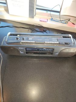 Sony Cfs-w303 Fm Am Radio Cassette Player