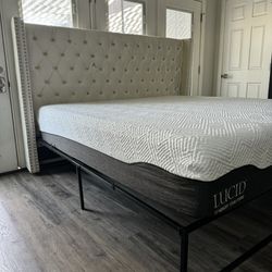 King Tufted Bed Frame And Mattress 