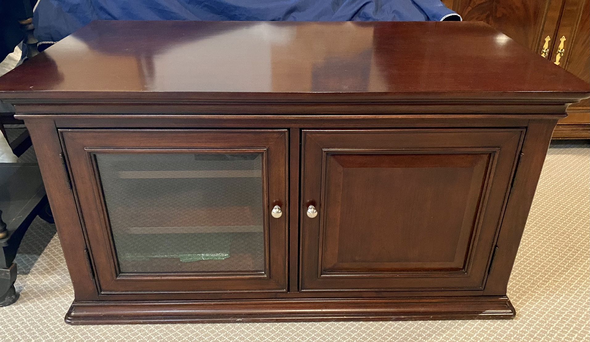 Entertainment Center / TV Stand