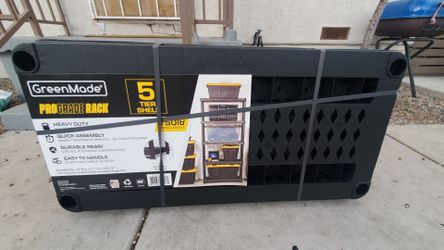 Estante para las cajas