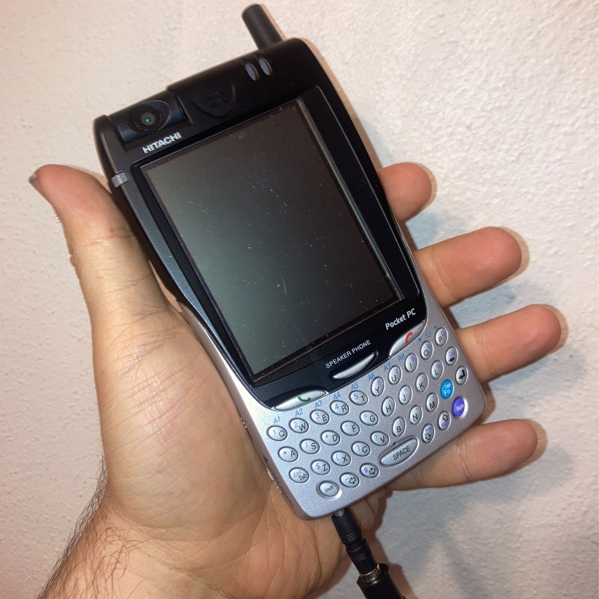 Hitachi G1000 Cell Phone •Sprint• (B Level)