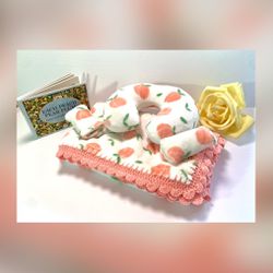 Peach for the Peach Crochet Baby Blanket Gift Set