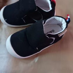 Baby shoes