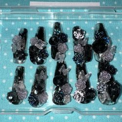 Beautiful Handmade Press On Nails