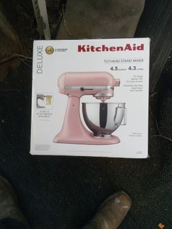KitchenAid Deluxe Mixer