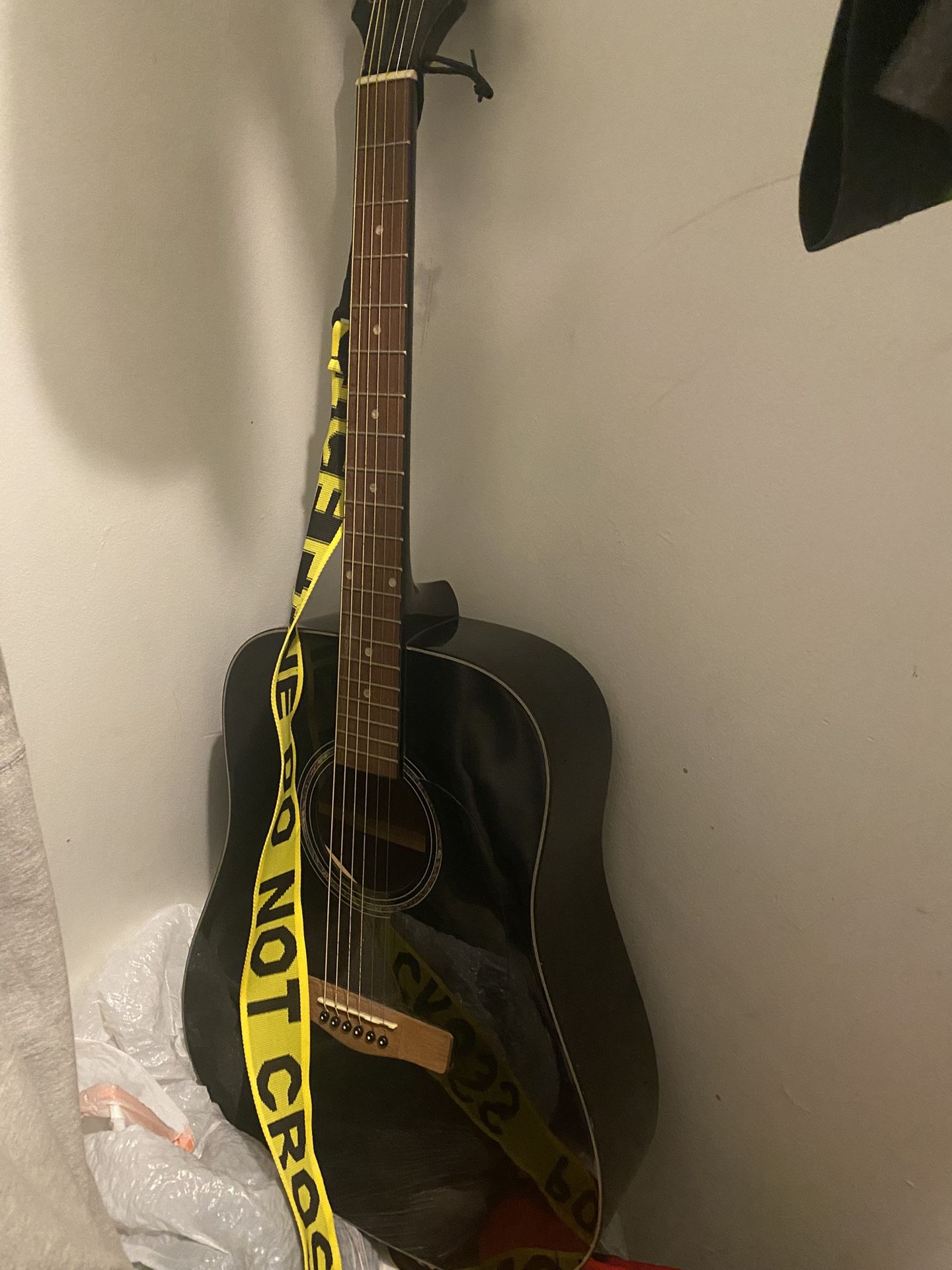 Black Guitar