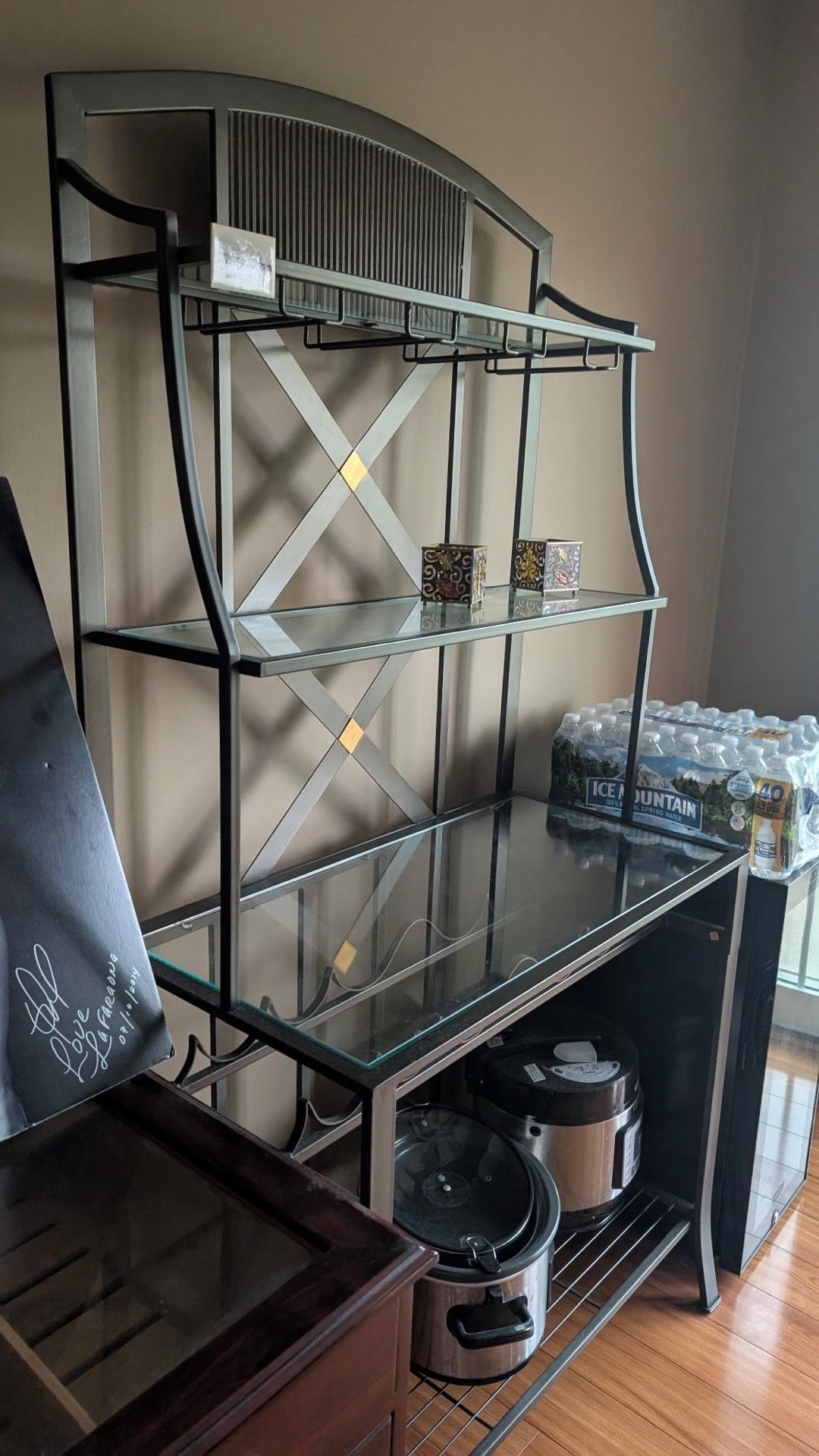 Bakers Rack/Wine Bar Cabinet