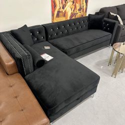 Black Sectional with storage chaise | Tufted Modern Sectional | Furniture of America