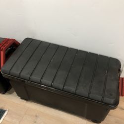 Storage Trunk on Wheels