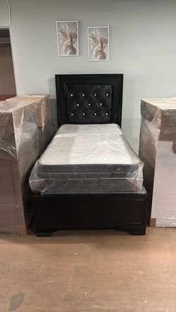 Twin bed with mattress