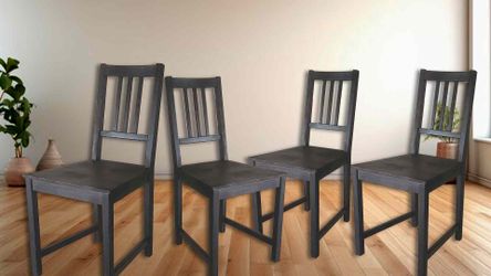 4 wood Dining  Chairs w Pads