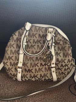Micheal Kors Purse