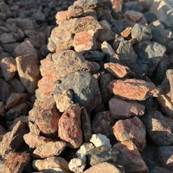 Red Crimson Rock - Yard