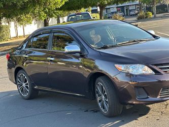 2013 Toyota Corolla L E