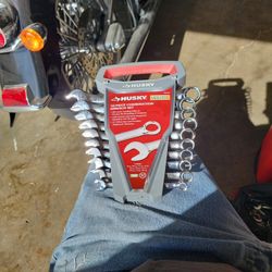 Husky 10 Piece Combination Wrench Set MM