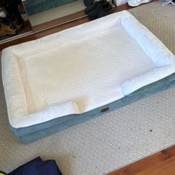 Dog Bed 
