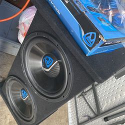 Rockville Dual 12” Subwoofer, Amp And Wires 