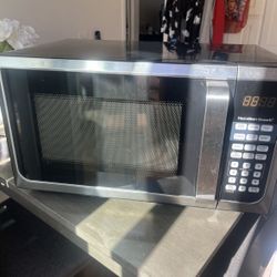 Hamilton Beach Microwave 