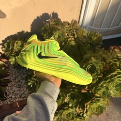 Nike Gianni’s freak 7 warning label size 9