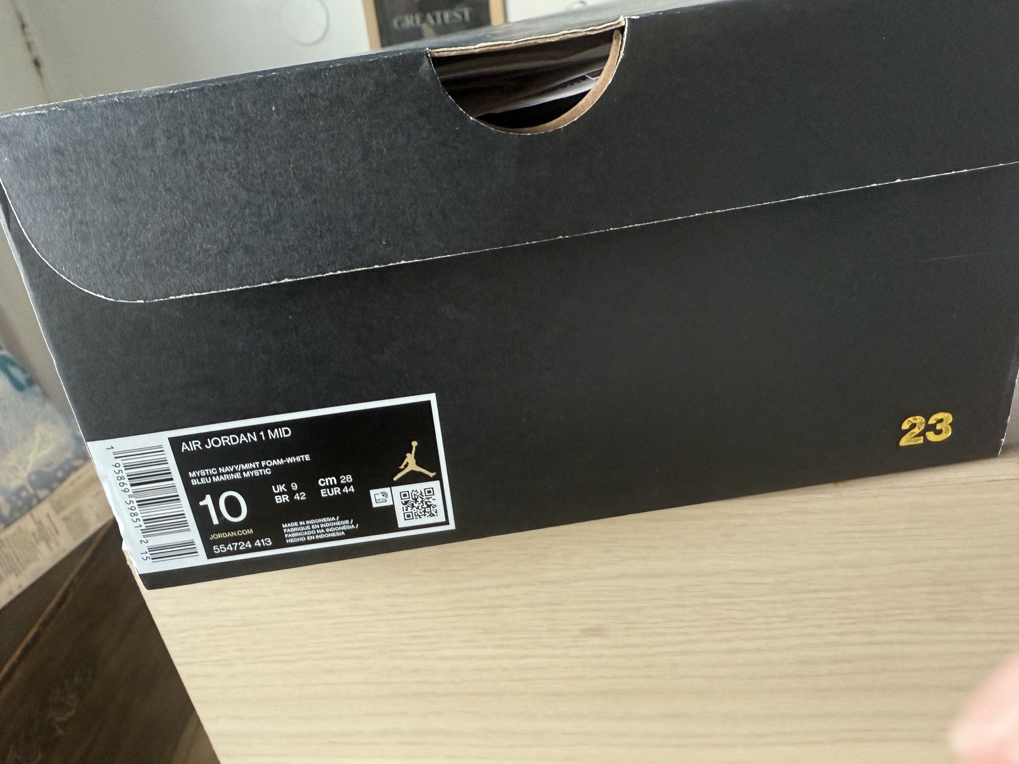 AIR JORDAN 1 MID