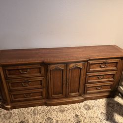 Dresser With Mirror  (Drexel Furnishings) 