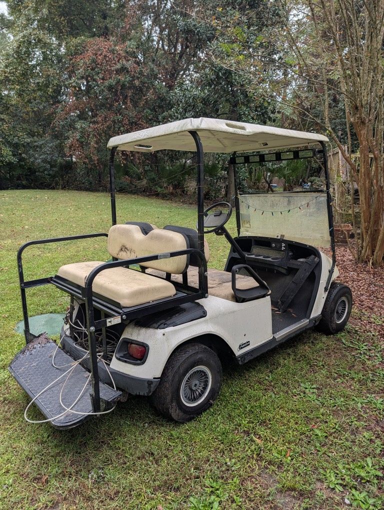 EzGo Golf Cart