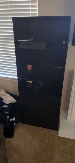 2 Black Shelves