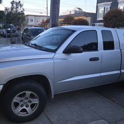 2005 Dodge Dakota