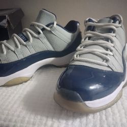 Air Jordan 11 Retro Low 