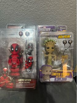 Marvel figurines