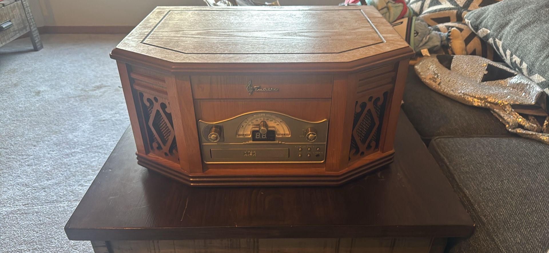 Emerson Record Player