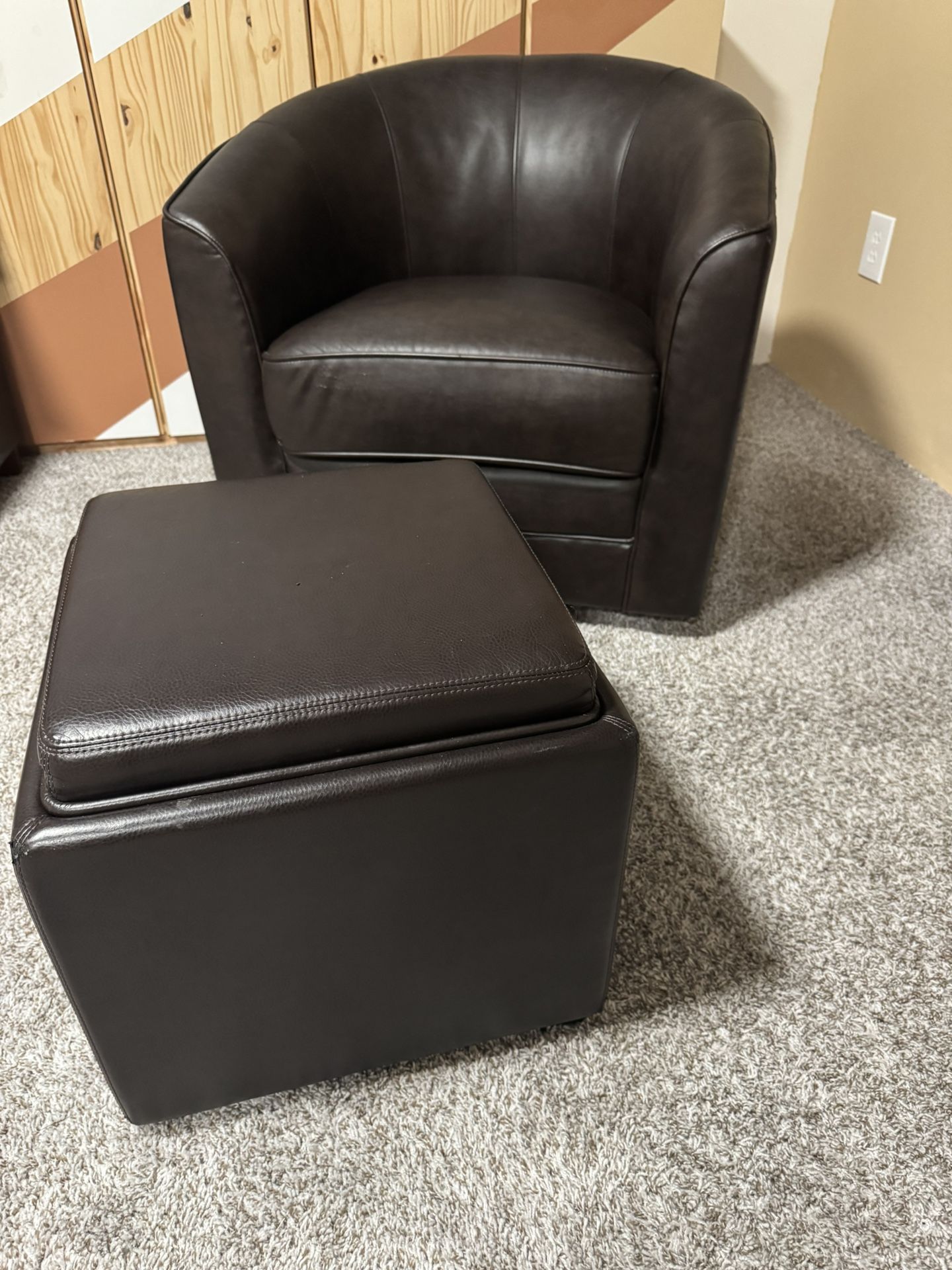 Brown Leather Chair And Foot Stool / Ottoman
