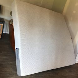 Casper King Sized Memory Foam Mattress 