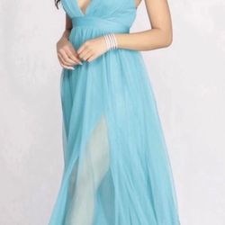 MED GOWN/DRESS $30
