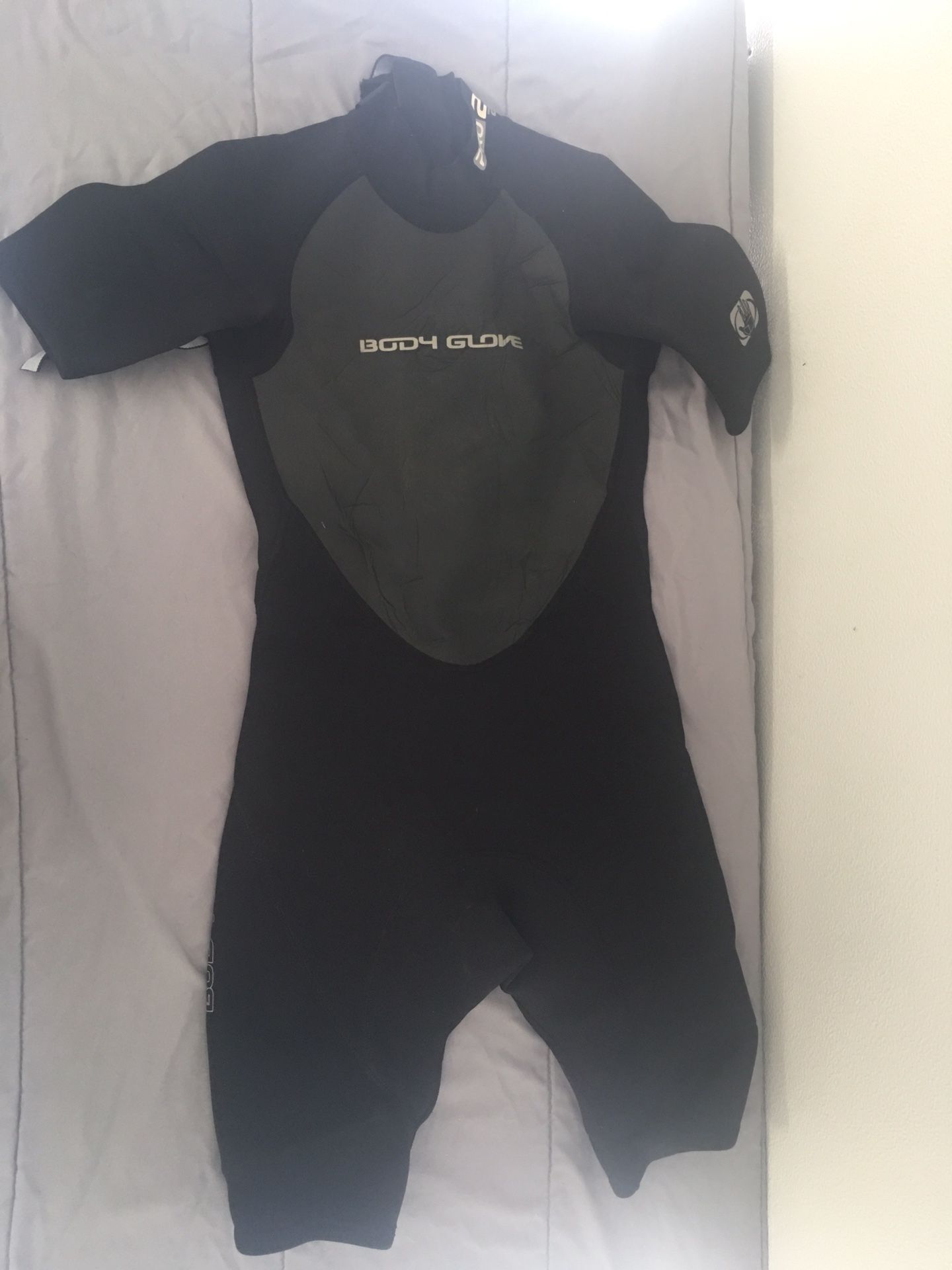 Body Glove kids wetsuit