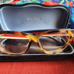Gucci Eyeglass Frame