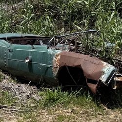 Old Cadillac 68 convertible for parts