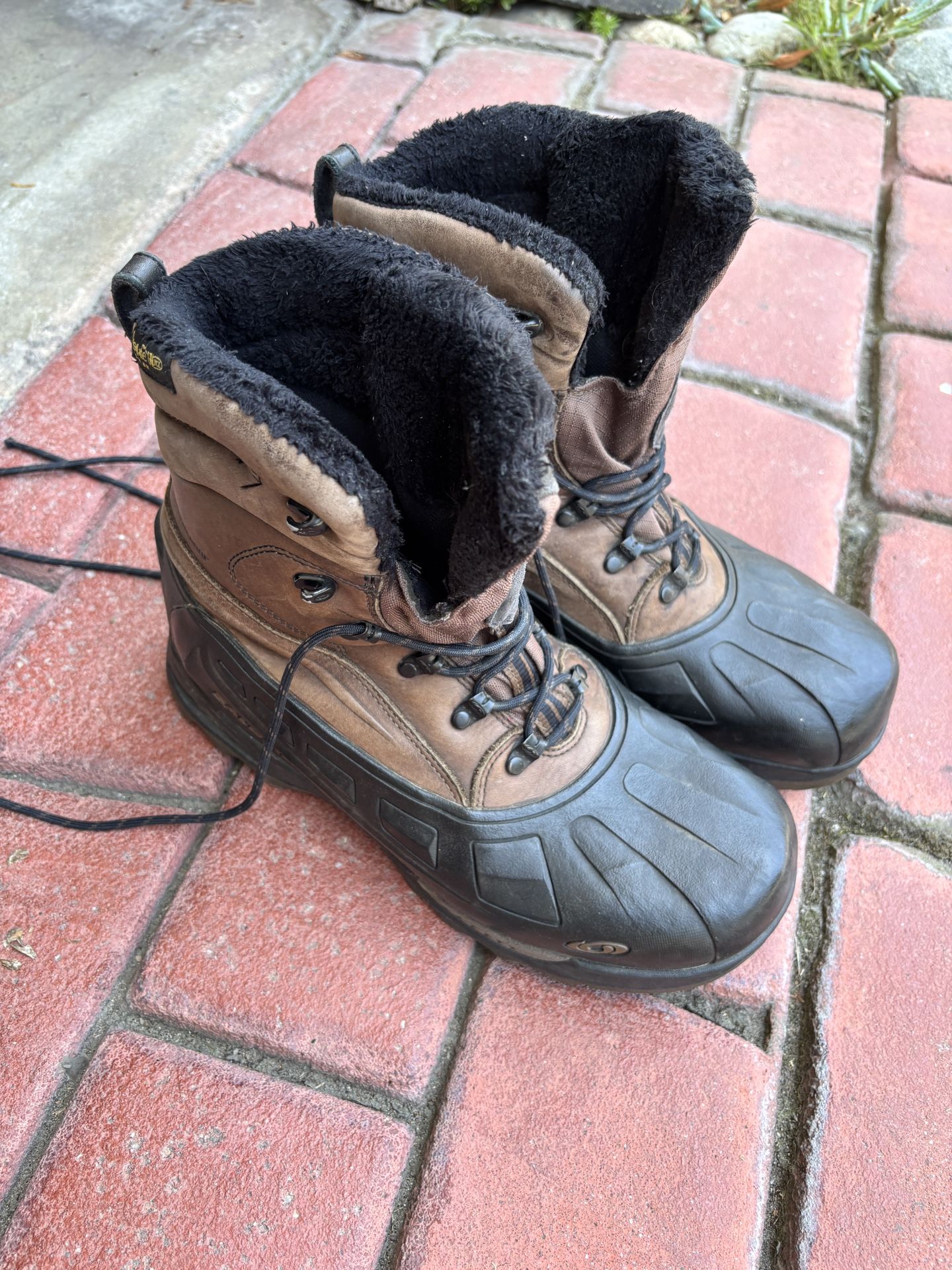 Salomon Men’s Waterproof Snow Hiking Boots Size 11
