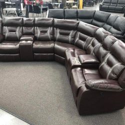 New Power Recliner Sectional Couch! Free Delivery 🚚! Financing Available!