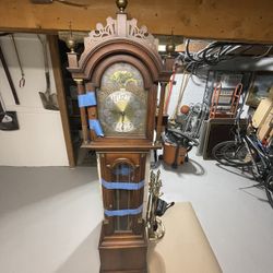 Colonial Grandfather Clock Great Price 