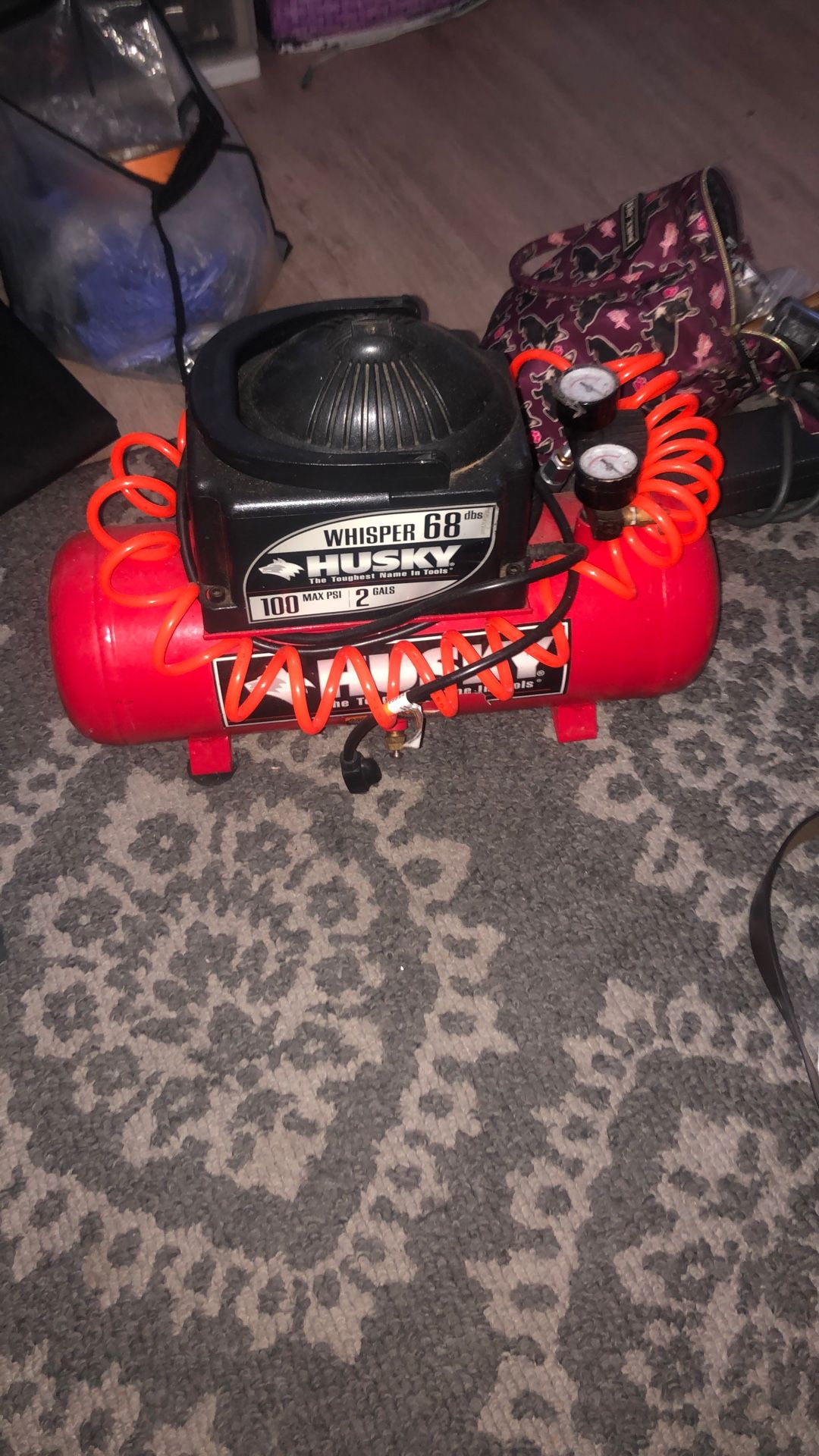 New Husky whisper 68 100 Max PSI 2Gals Elec Air compressor