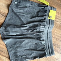 NWT Women’s All in Motion shorts size Medium