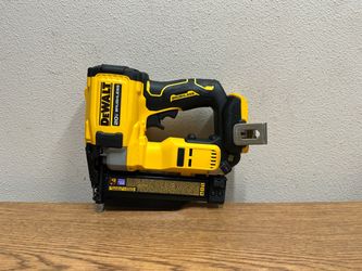 DEWALT DCN623B ATOMIC 20V MAX Lithium Ion Cordless 23 Gauge Pin Nailer Tool Only