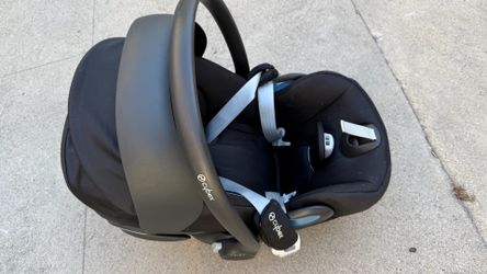 Cybex Cloud G Infant Car Seat